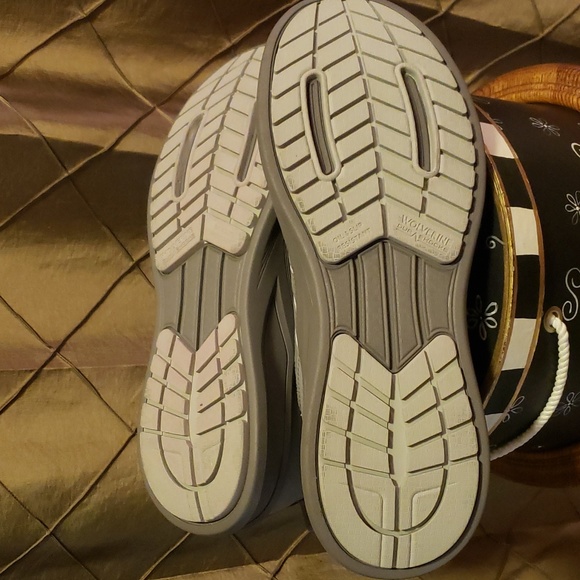 NWT- Wolverine ‘Bolt Durashocks’ Safety Shoes - Picture 9 of 10